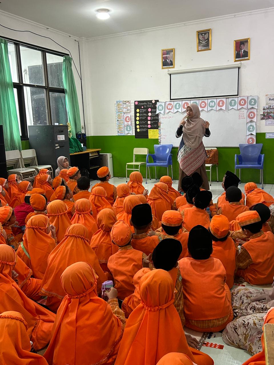 Wisata LiterAsyik Ke SDIT Nurul Islam-Pondok Kopi